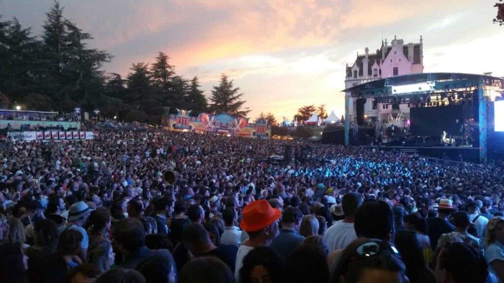 Les Déferlantes