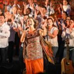 Saint-Jean-de-Buèges | Marianne Aya Omac et les Chœurs de Mao : un concert vibrant au château de Baulx le 26 juillet
